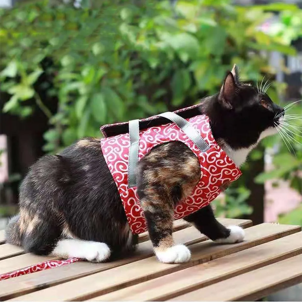 Niowatchted Cat Dogs Vest Harness and Leash Anti-Break Away Chest Strap Cat Clothes, Adjustable Pet Harness Jackets Soft Comfortable, for Outdoor Walking, Travel, Hiking (Red, X-Small)