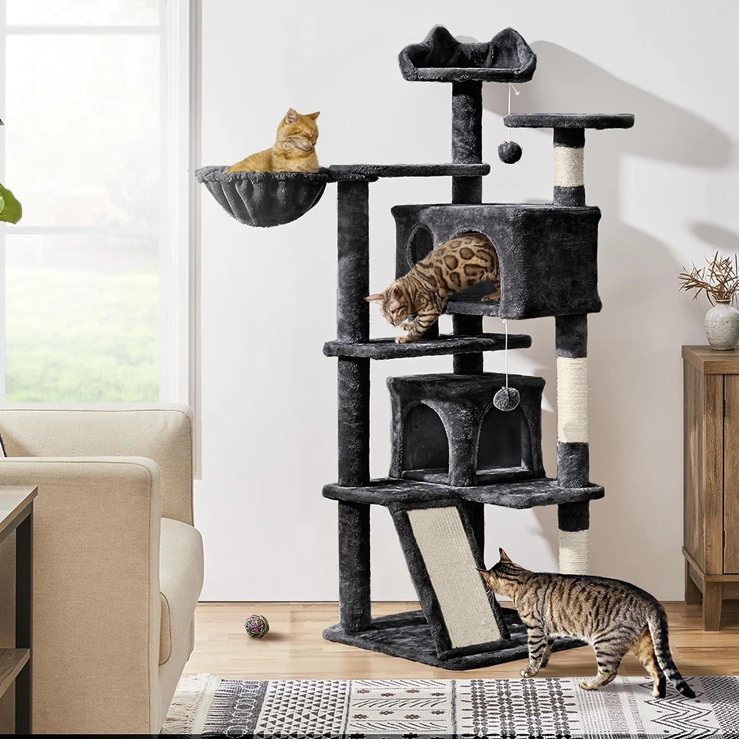 Stable Multi-Level Cat Tree: Sisal Scratching Posts